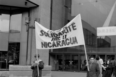 Manifestation contre l’intervention américaine en Amérique centrale, 31 mars 1988 (5)